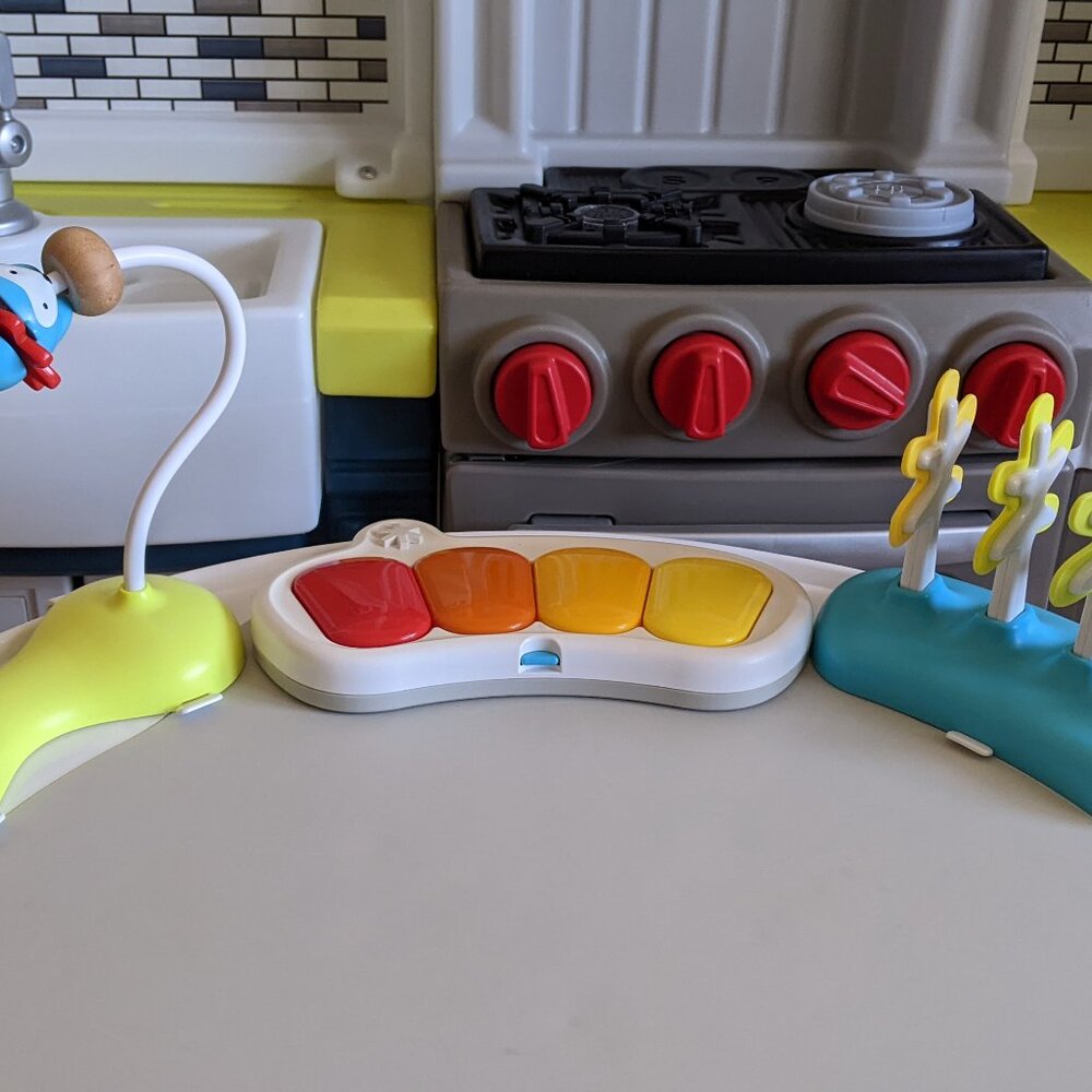 Skip Hop Clip-on Toys & Piano for Explorer Activity Center, Set of 3, Like NEW